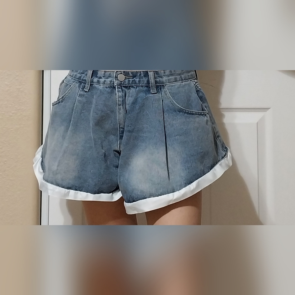 High Waist Loose Short Denim, Ruffle Contrast Trim High Rise Denim Shorts